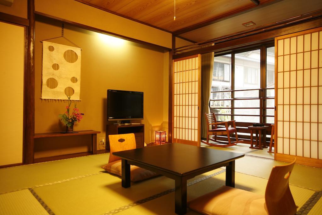 Yuraku Kinosaki Spa & Gardens Toyooka  Pokoj fotografie